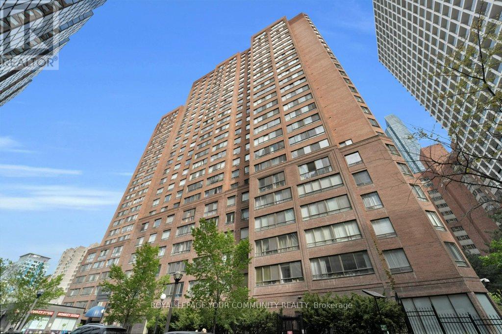 2512 - 633 Bay Street, Toronto, Ontario  M5G 2G4 - Photo 3 - C12147443