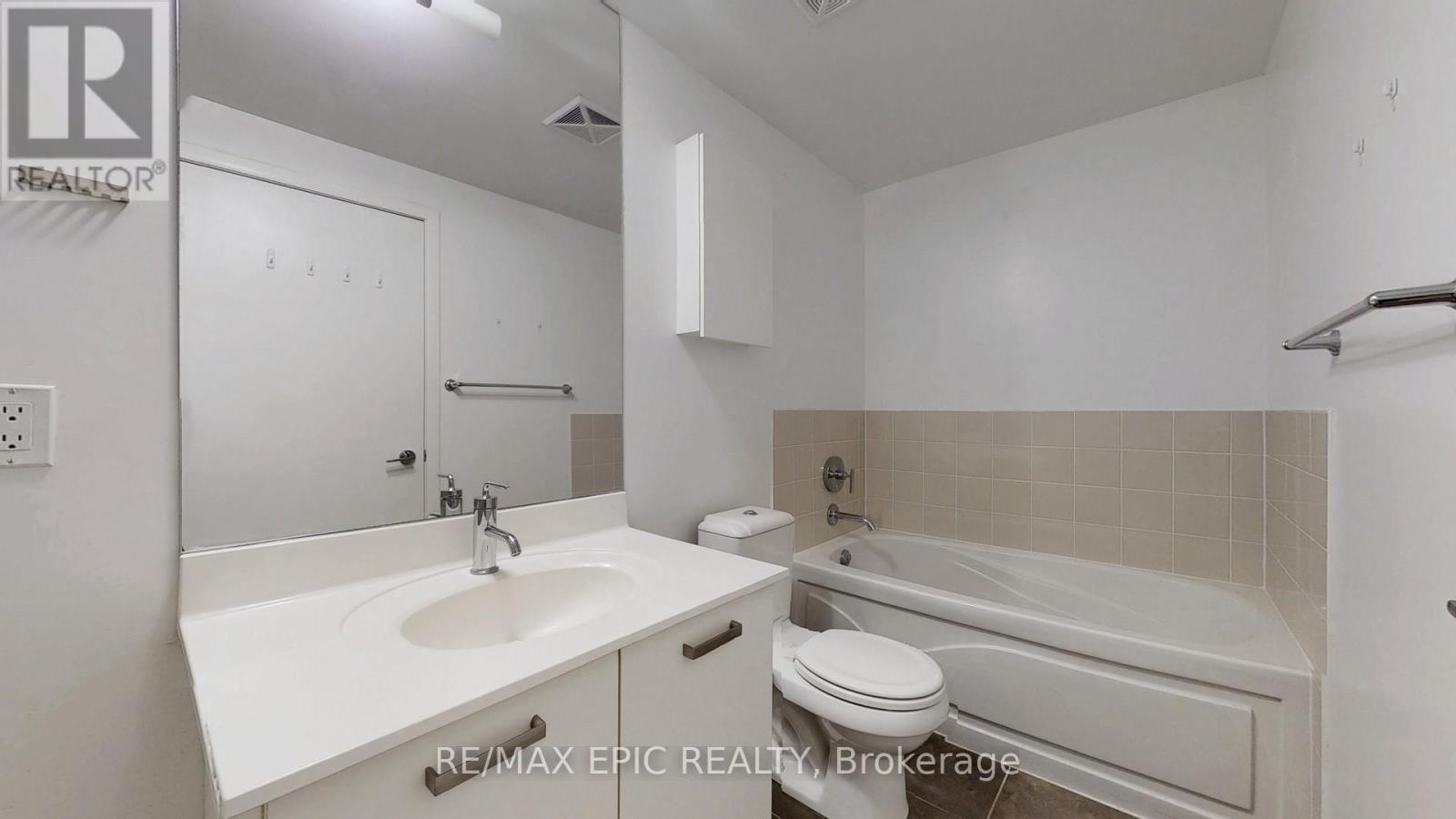 3208 - 832 Bay Street, Toronto (Bay Street Corridor), Ontario  M5S 1Z6 - Photo 25 - C12147472