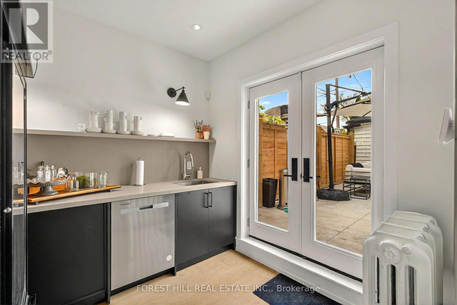 134 Tyrrel Avenue, Toronto, Ontario  M6G 2G5 - Photo 16 - C12147495