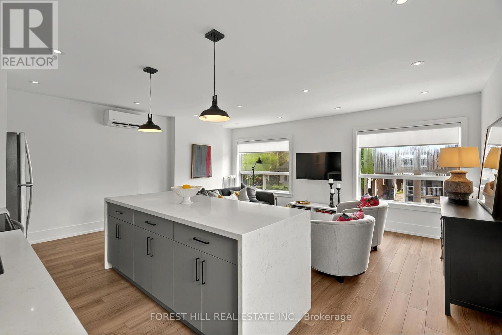 134 Tyrrel Avenue, Toronto, Ontario  M6G 2G5 - Photo 24 - C12147495