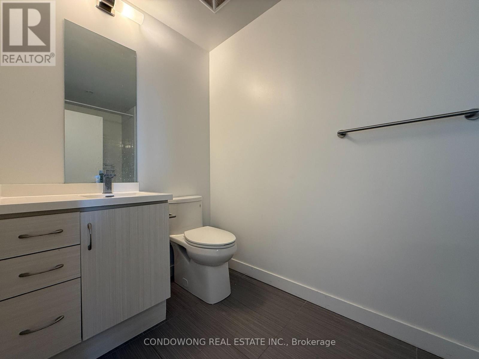 1202 - 181 Huron Street, Toronto, Ontario  M5T 0C1 - Photo 15 - C12147558