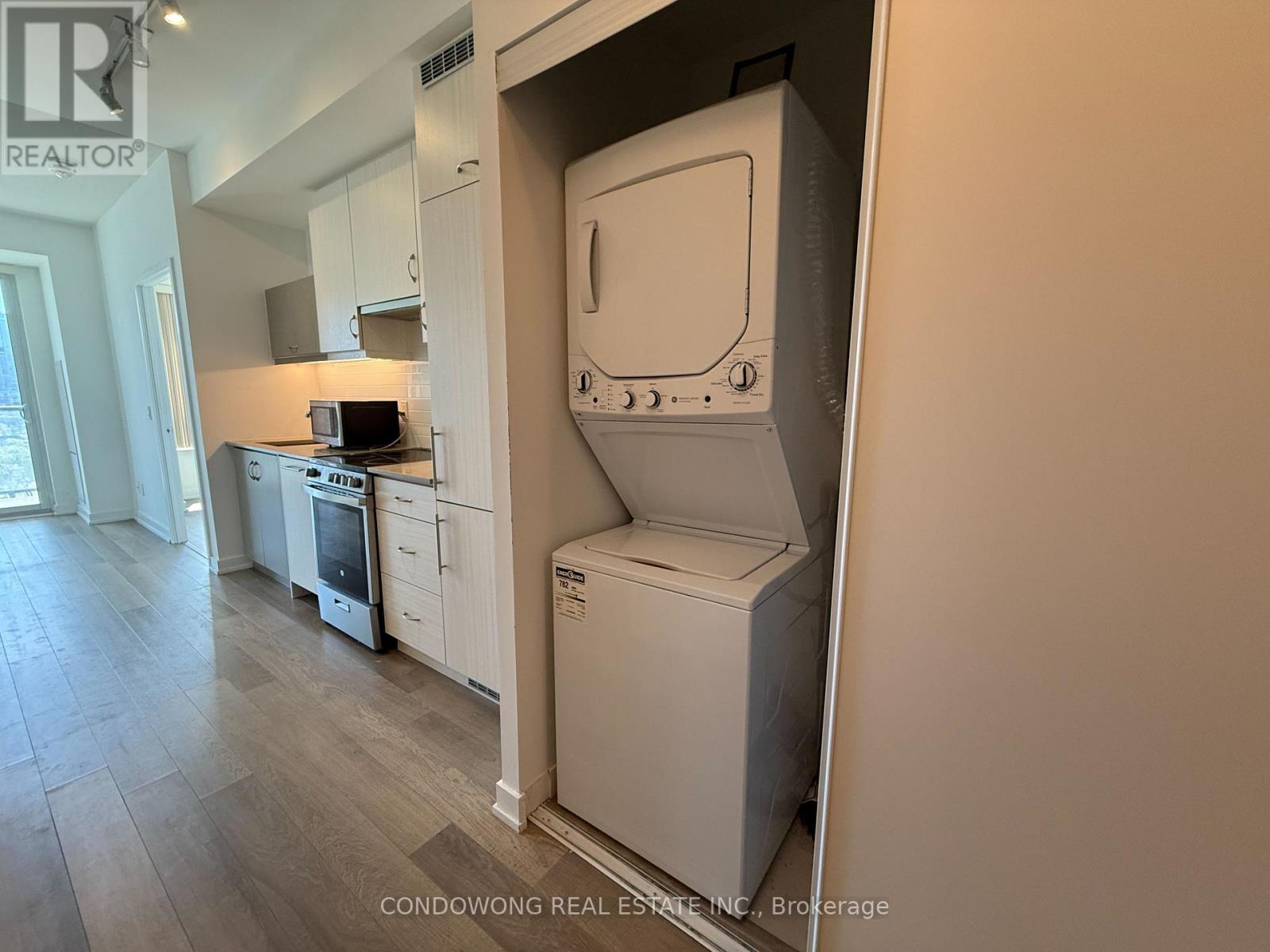 1202 - 181 Huron Street, Toronto (Kensington-Chinatown), Ontario  M5T 0C1 - Photo 6 - C12147558