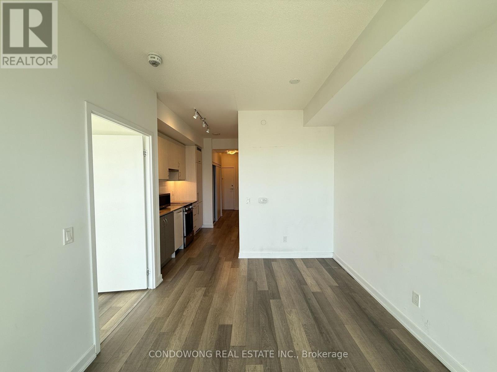 1202 - 181 Huron Street, Toronto (Kensington-Chinatown), Ontario  M5T 0C1 - Photo 8 - C12147558