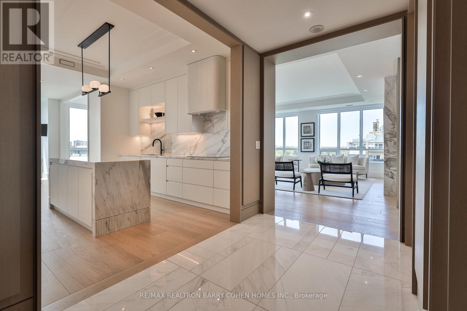 Property at 1403 - 155 ST CLAIR AVENUE W image 4