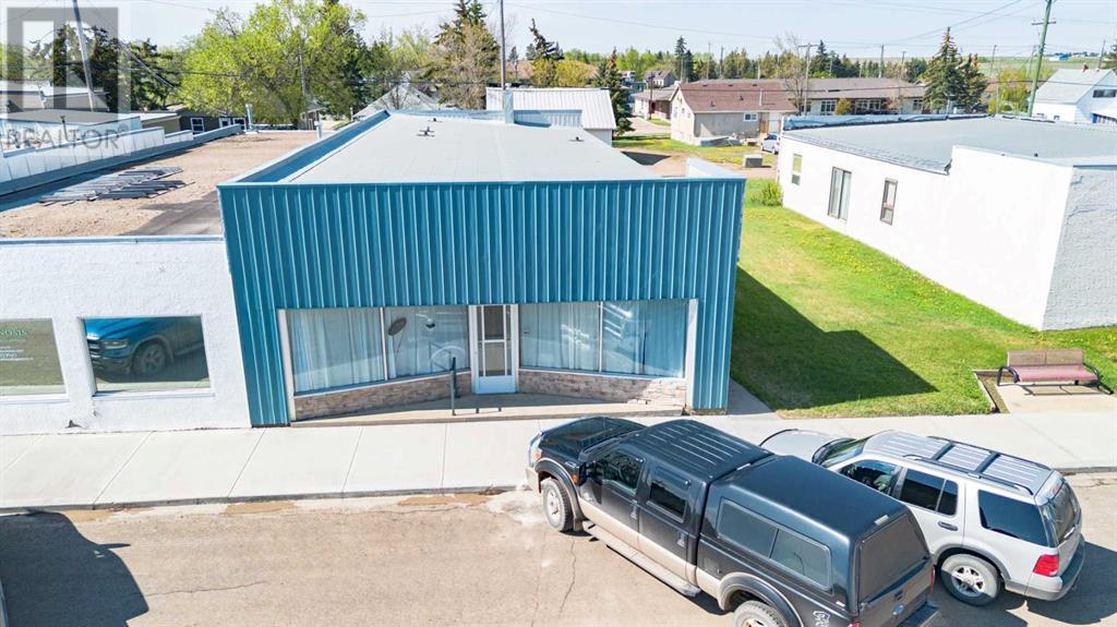 4906 50 Avenue, Castor, Alberta  T0C 0X0 - Photo 2 - A2220855