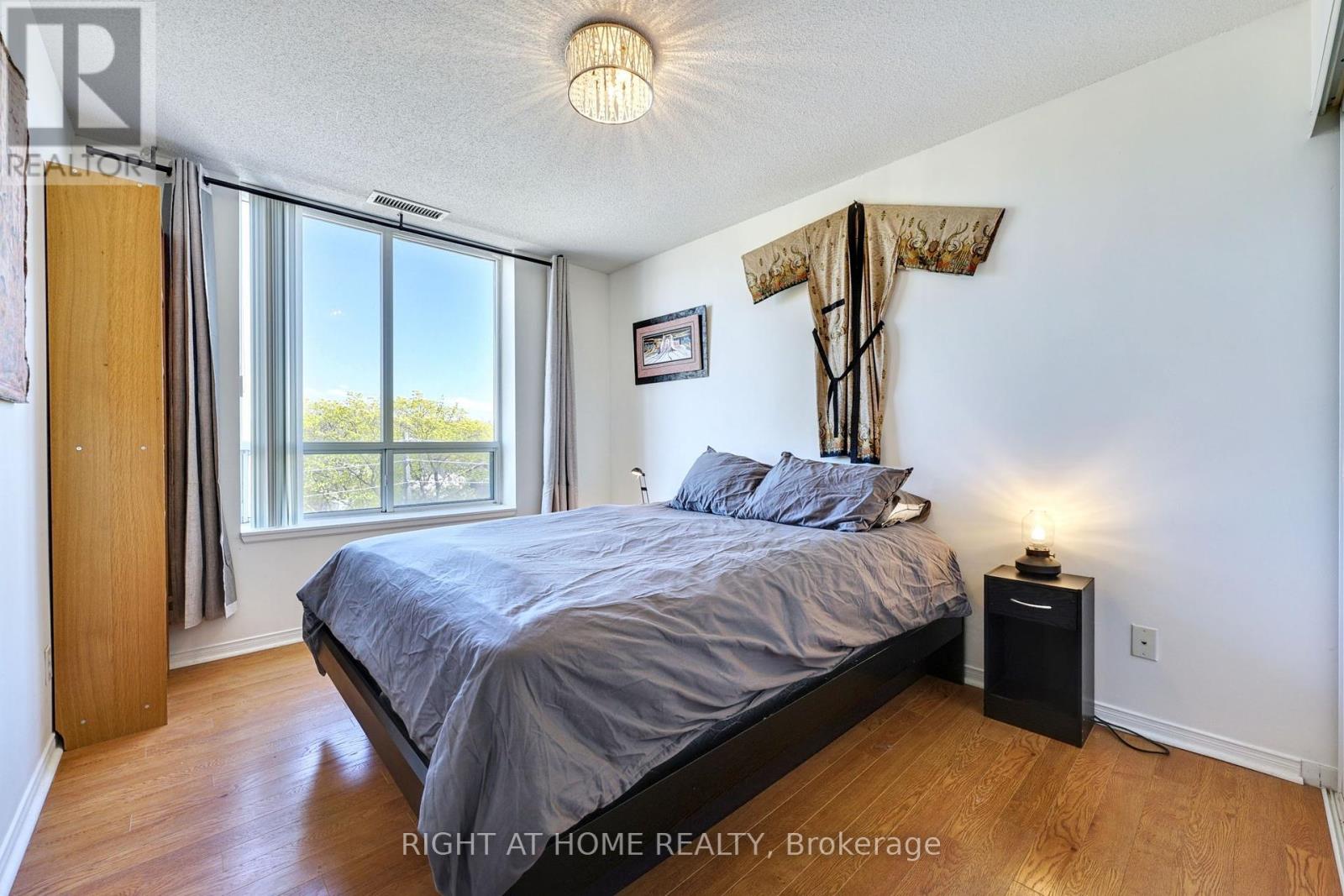 510 - 1733 Queen Street E, Toronto, Ontario  M4L 6S9 - Photo 19 - E12147561
