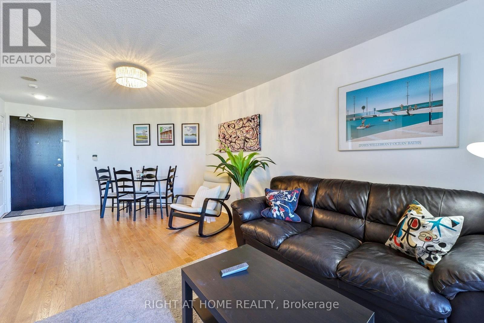 510 - 1733 Queen Street E, Toronto, Ontario  M4L 6S9 - Photo 4 - E12147561