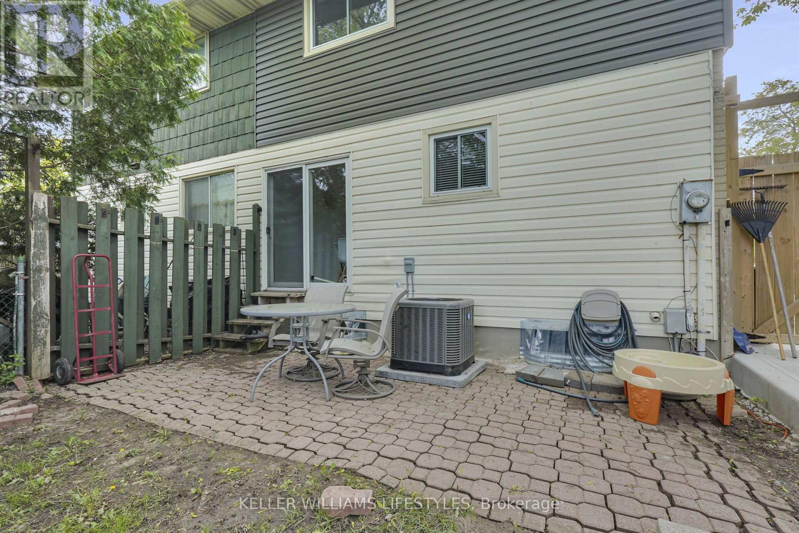 875 Dearness Drive, London South, Ontario  N6E 1Y4 - Photo 37 - X12147606