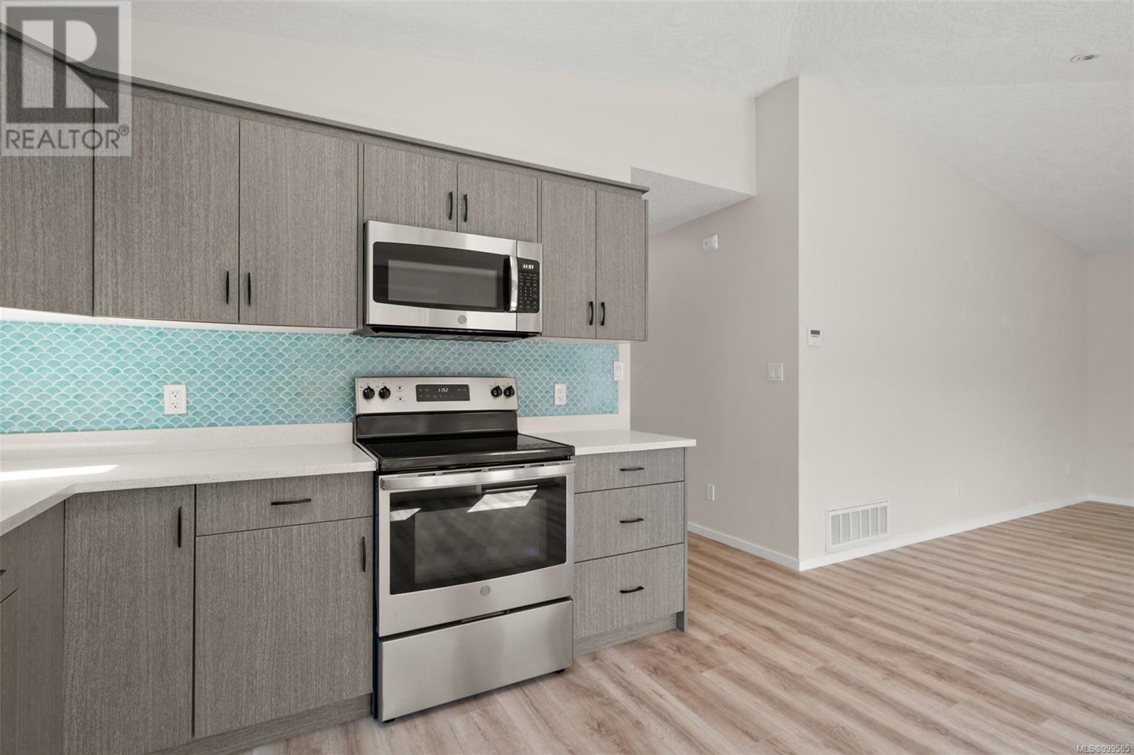 32 7650 Qwuc Chus Lane, Central Saanich, British Columbia  V8M 0B4 - Photo 8 - 999585