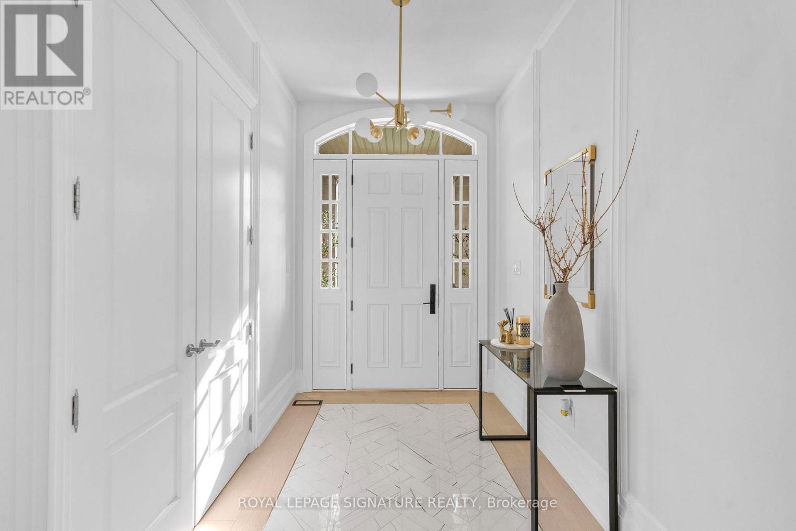 Property at 28 LAKE LENORA AVENUE image 3