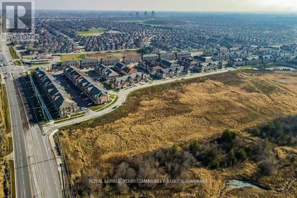 5108 Major Mackenzie Drive E, Markham, Ontario  L6C 1K6 - Photo 18 - N12147300
