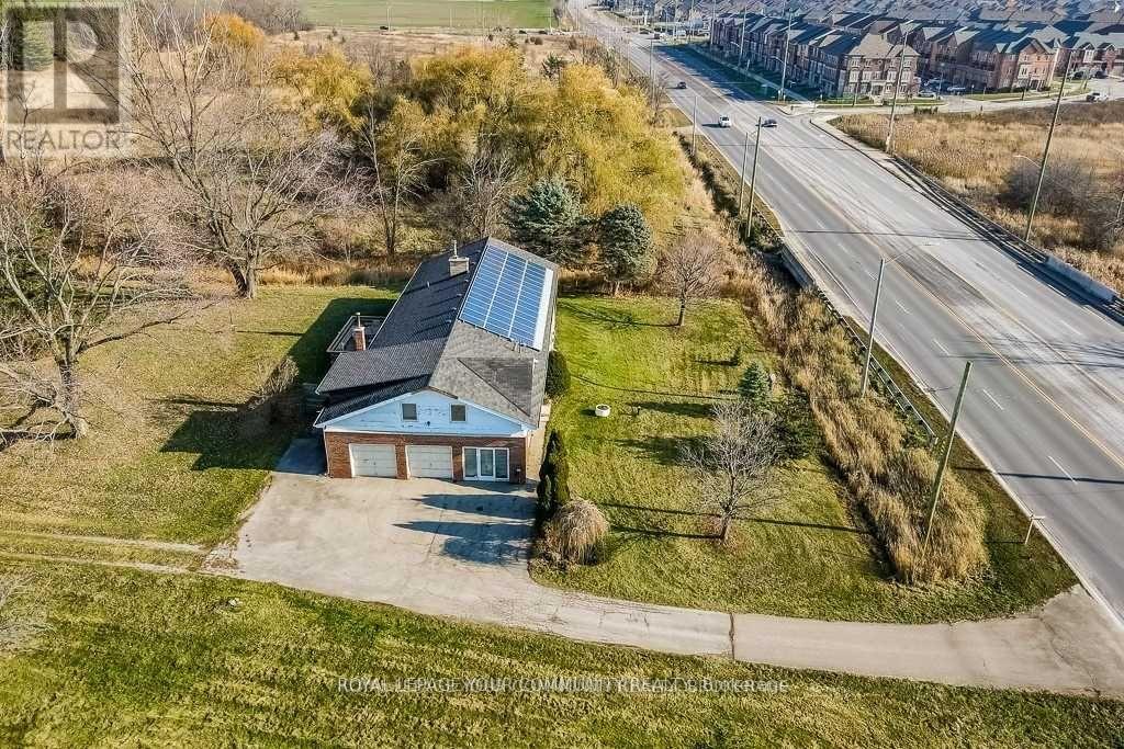 5108 Major Mackenzie Drive E, Markham, Ontario  L6C 1K6 - Photo 6 - N12147300