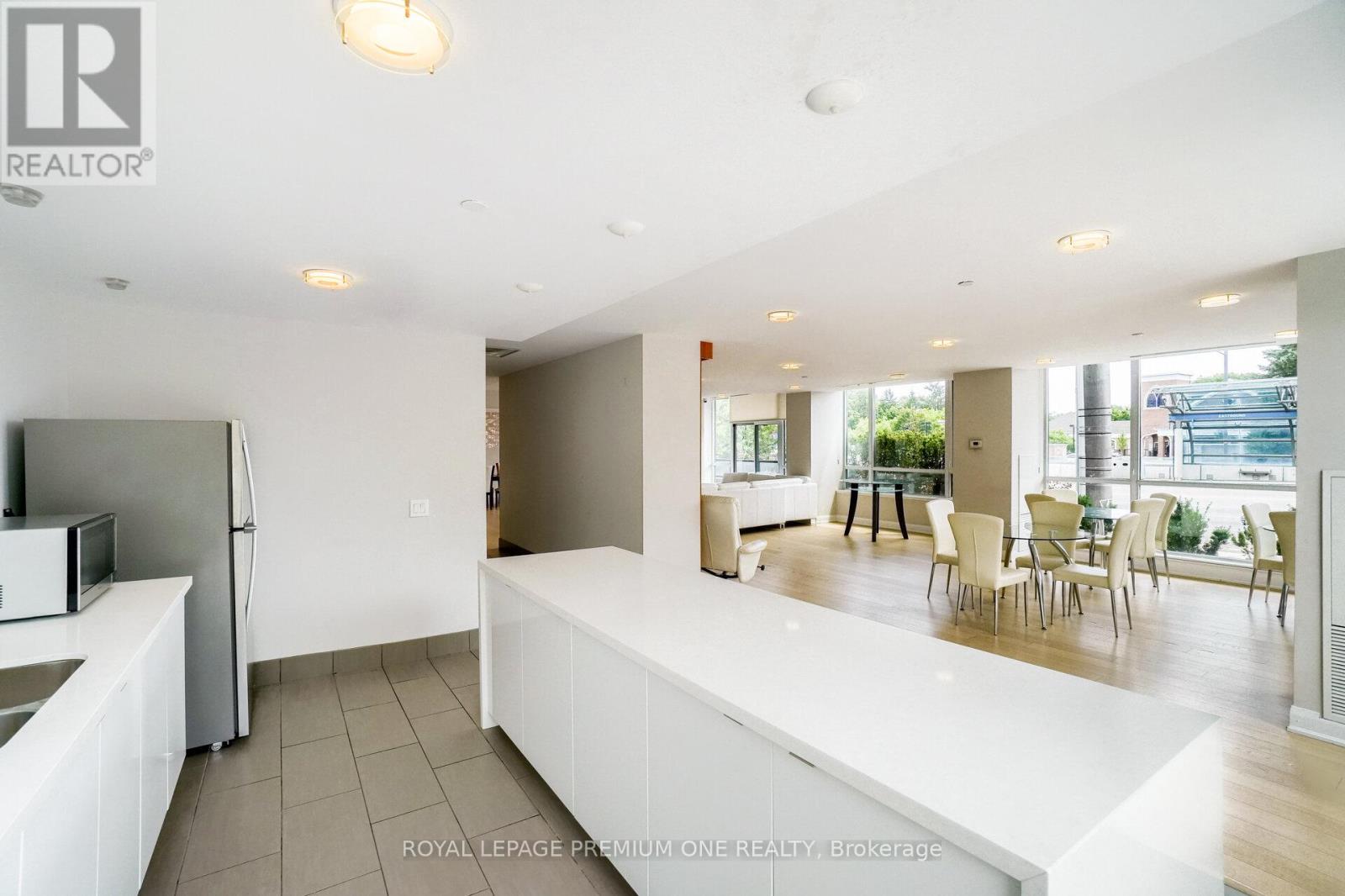 107 - 4700 Highway 7, Vaughan, Ontario  L4L 0B4 - Photo 49 - N12147338