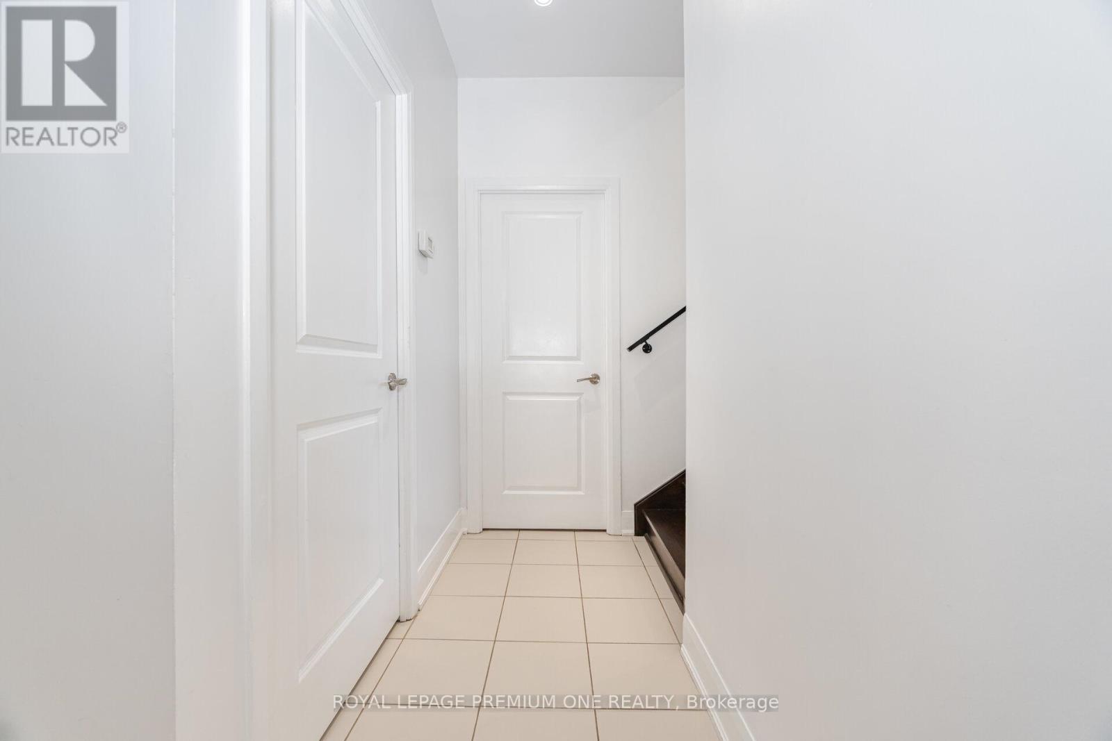 107 - 4700 Highway 7, Vaughan, Ontario  L4L 0B4 - Photo 9 - N12147338