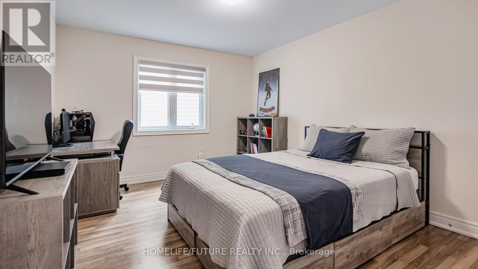 1009 Langford Boulevard, Bradford West Gwillimbury (Bradford), Ontario  L3Z 4K9 - Photo 32 - N12147339