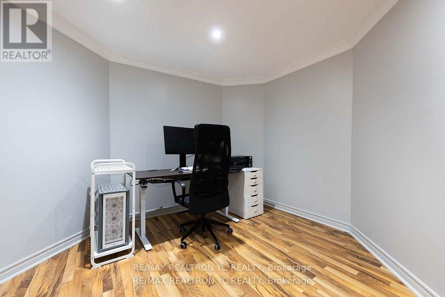125 Katerina Avenue, Vaughan, Ontario  L4J 8H3 - Photo 41 - N12147348