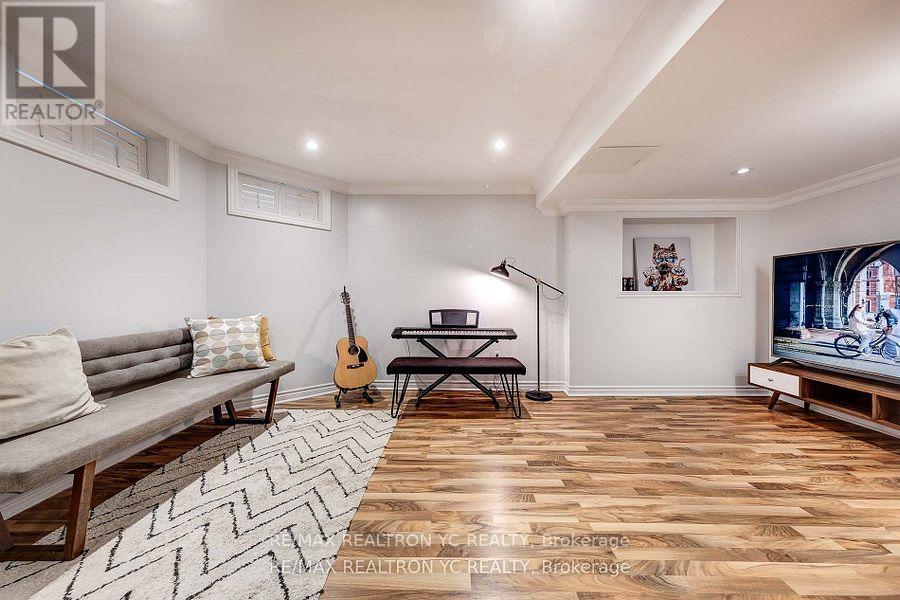 125 Katerina Avenue, Vaughan, Ontario  L4J 8H3 - Photo 44 - N12147348