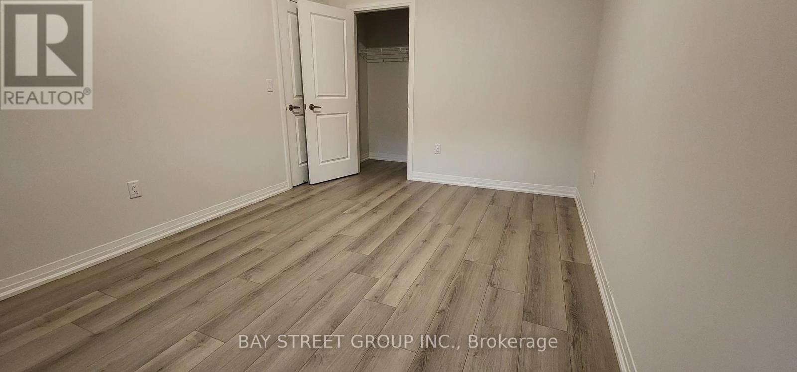 167 Tempel Street, Richmond Hill, Ontario  L4E 1J2 - Photo 8 - N12147407