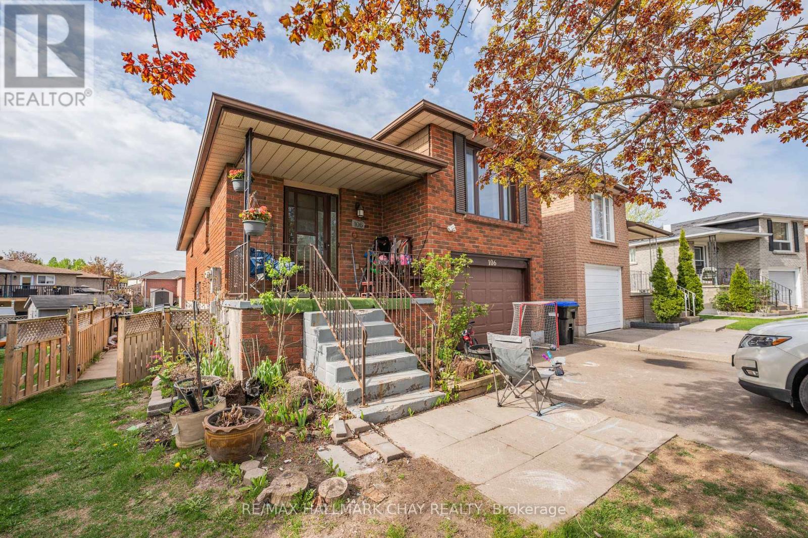 Property at 106 ZIMA CRESCENT image 2