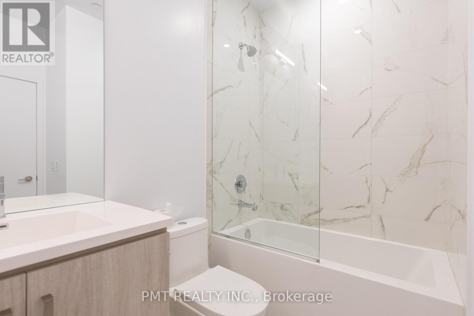 309 - 60 Honeycrisp Crescent, Vaughan, Ontario  L4K 0N5 - Photo 10 - N12147557