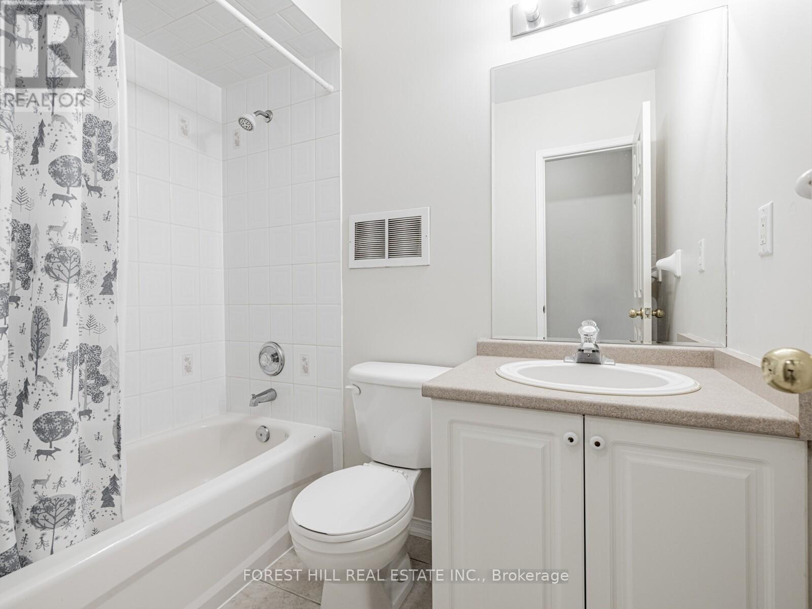 614 Mcbean Avenue N, Newmarket (Stonehaven-Wyndham), Ontario  L3X 2L5 - Photo 36 - N12147560