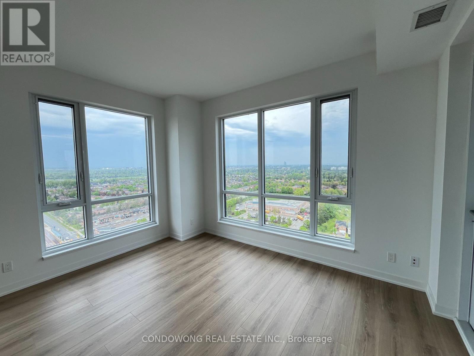 2104 - 7950 Bathurst Street, Vaughan, Ontario  L4J 0L4 - Photo 10 - N12147564