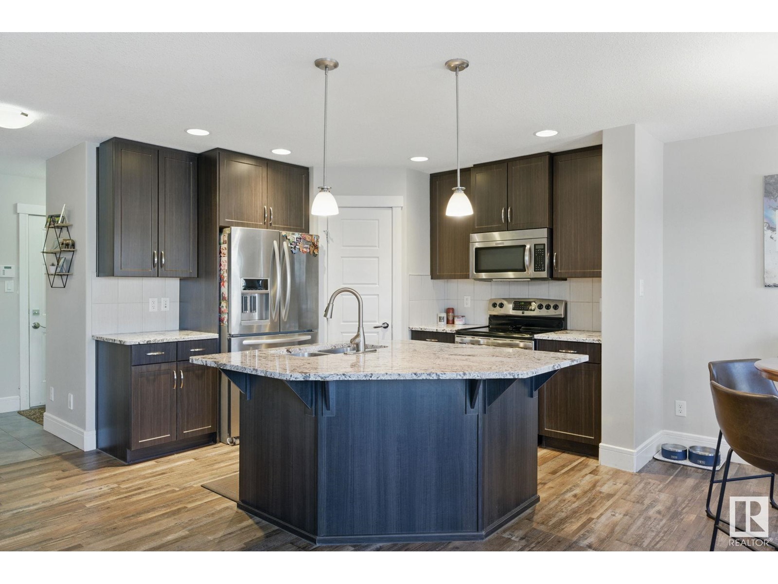 17336 6 AV SW SW, Edmonton, Alberta