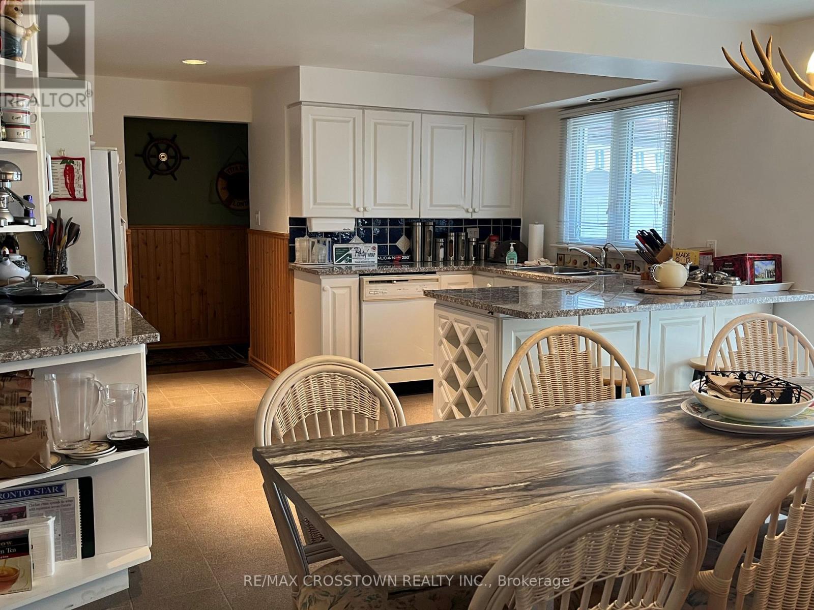 155 Parkside Drive, Oro-Medonte, Ontario  L3V 0K2 - Photo 20 - S12147446