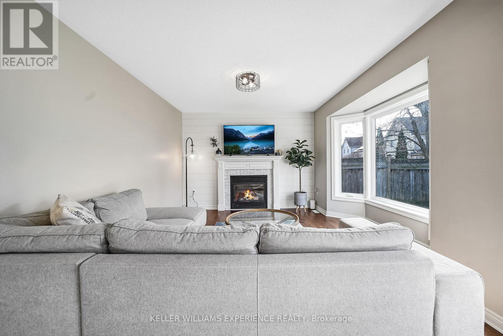 6 Brookwood Drive, Barrie (0 West), Ontario  L4N 0Z1 - Photo 14 - S12147460