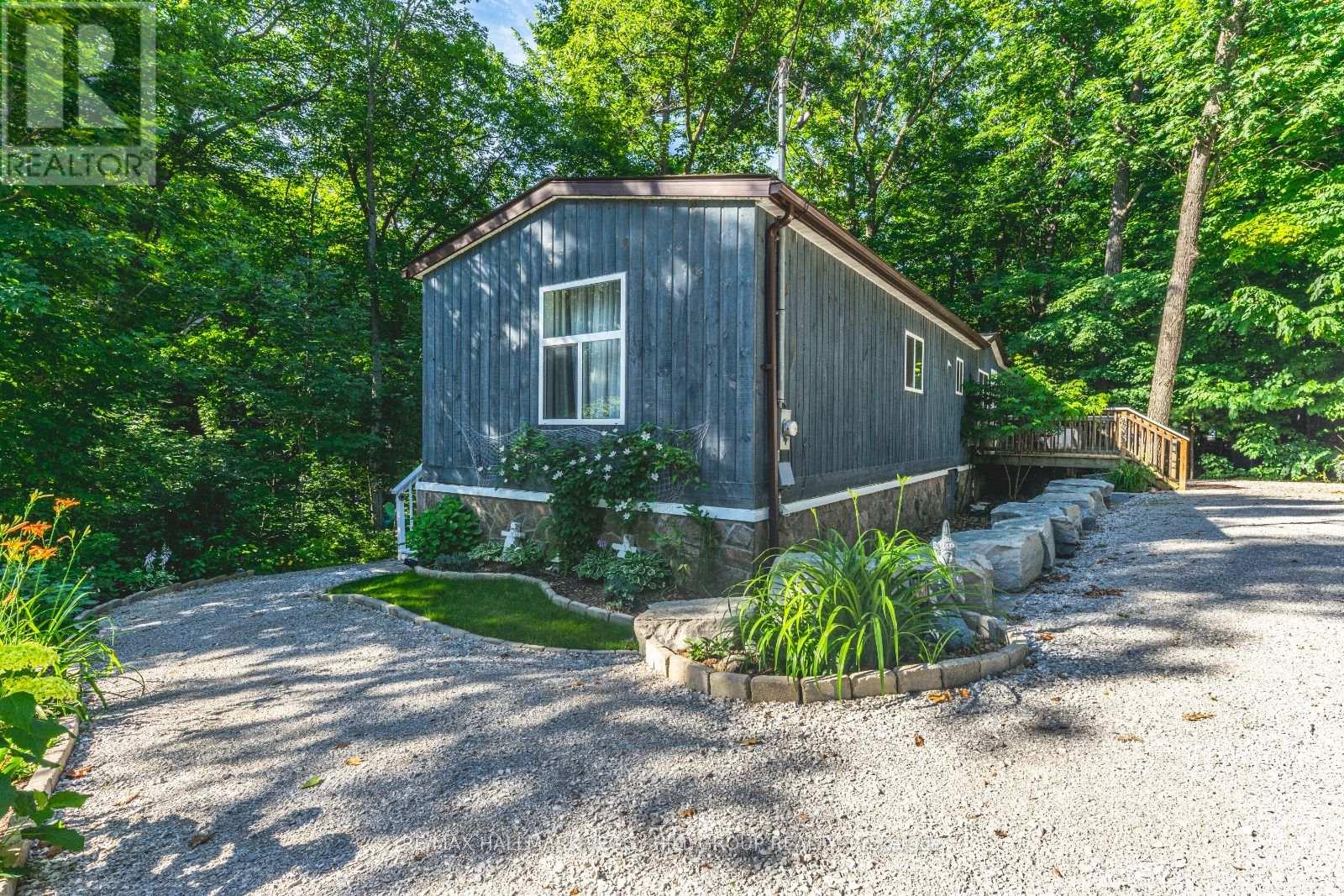 7498 ISLAND CRESCENT, ramara, Ontario