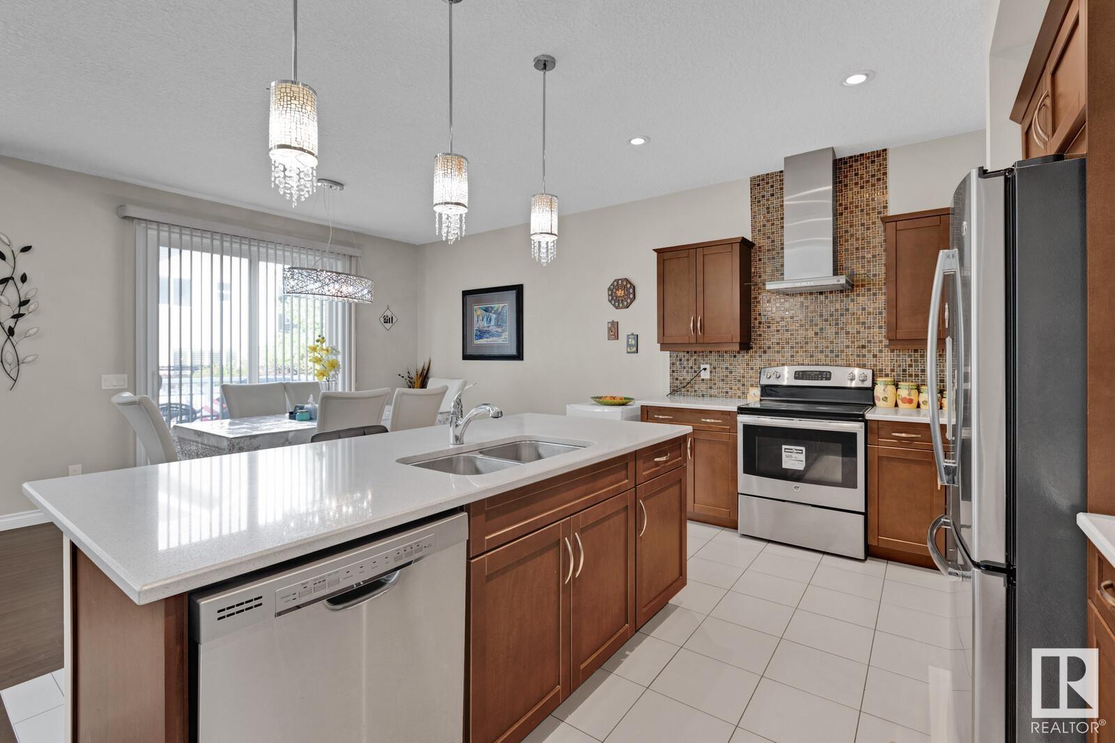 8928 23 Av Sw, Edmonton, Alberta  T6X 2C3 - Photo 8 - E4430771