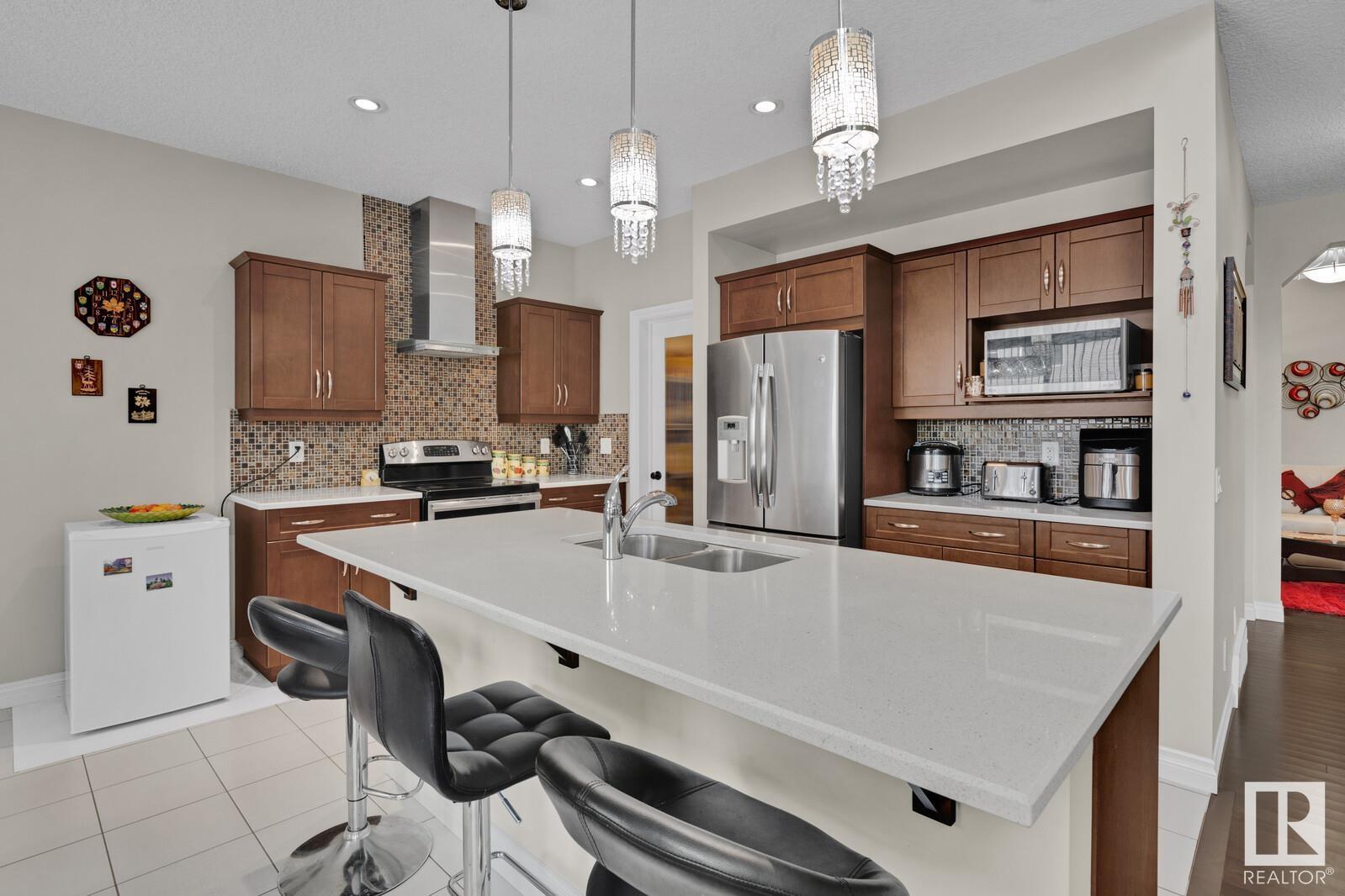 8928 23 Av Sw, Edmonton, Alberta  T6X 2C3 - Photo 10 - E4430771