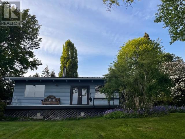 10989 Dunlop Road, Powell River, British Columbia   - Photo 13 - 18725