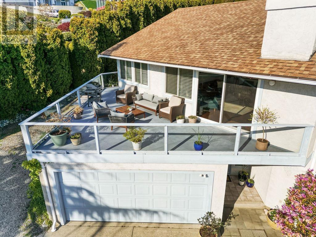 Property at 308 HARRY ROAD image 4