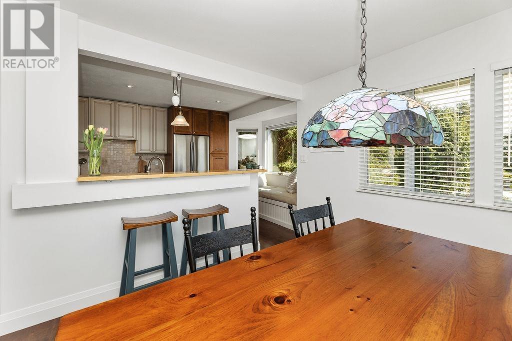 308 Harry Road, Gibsons, British Columbia  V0N 1V5 - Photo 17 - R3001401