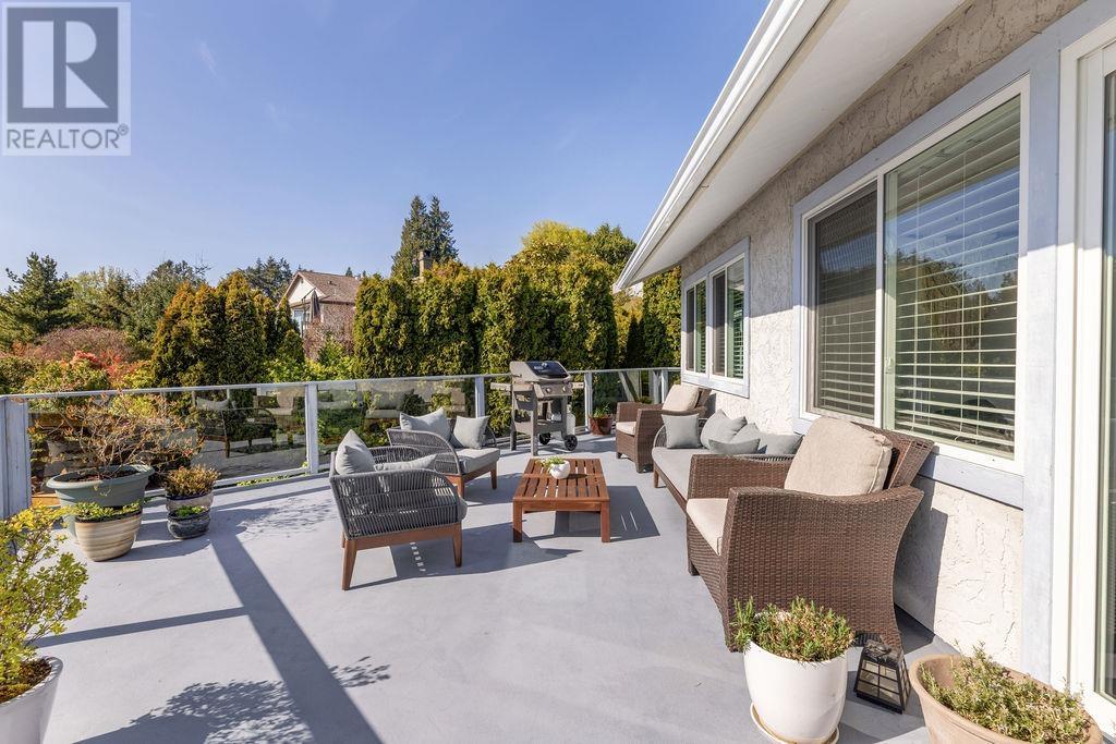 Property at 308 HARRY ROAD image 2