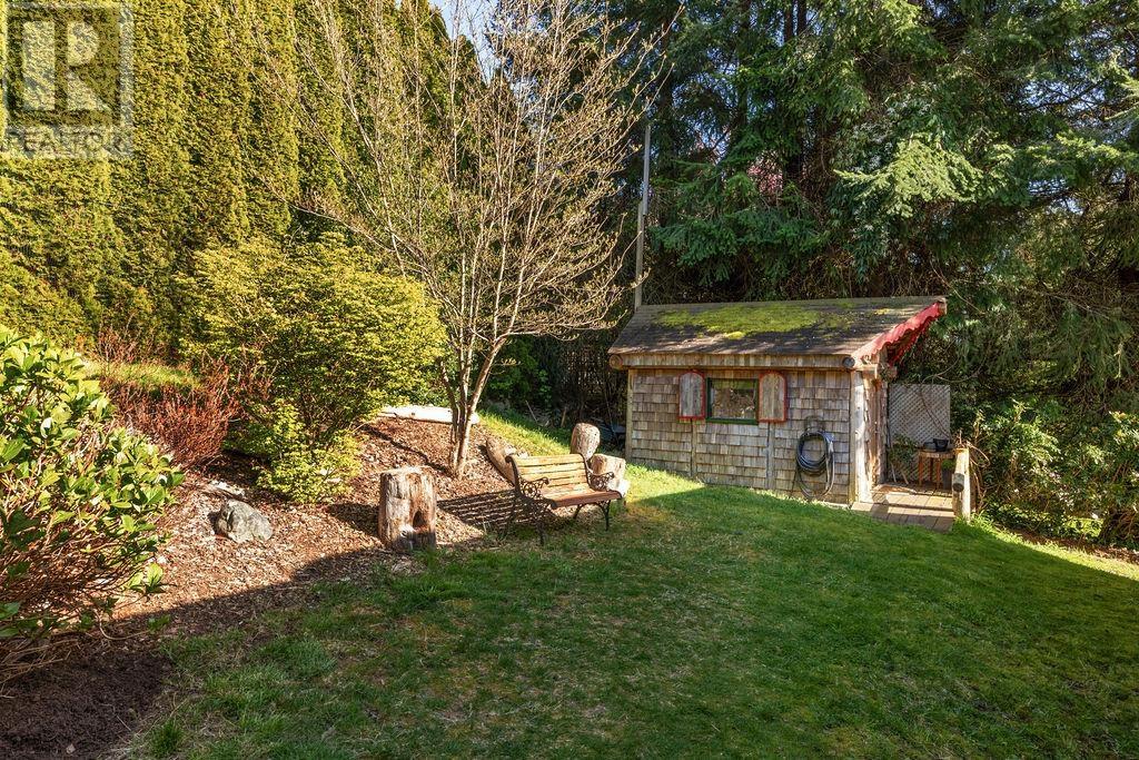 308 Harry Road, Gibsons, British Columbia  V0N 1V5 - Photo 40 - R3001401