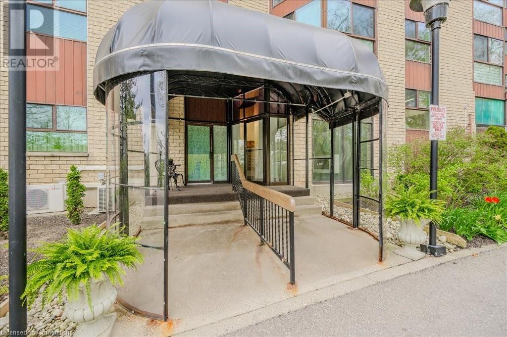 Property at 20 BERKLEY Road Unit# 704 image 5
