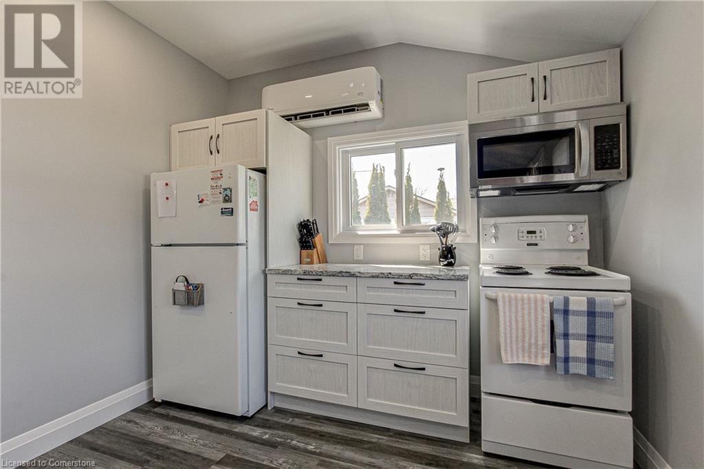 20 4th Avenue, Long Point, Ontario  N0E 1M0 - Photo 29 - 40696800