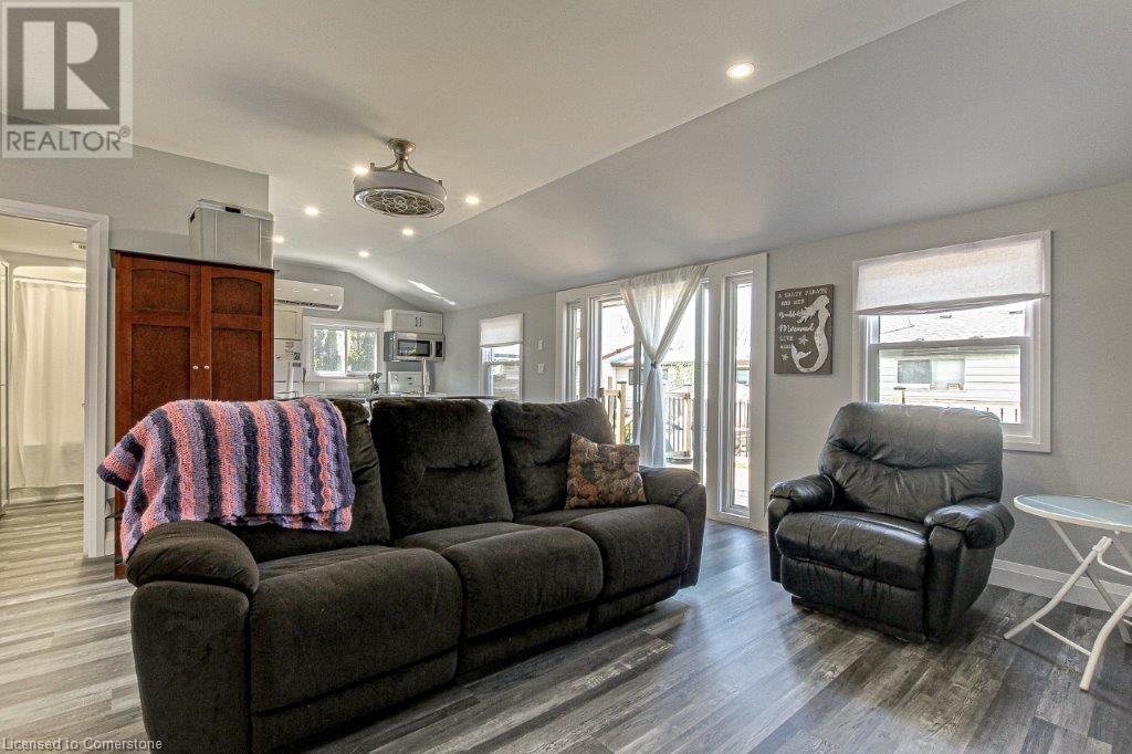 20 4th Avenue, Long Point, Ontario  N0E 1M0 - Photo 25 - 40696800