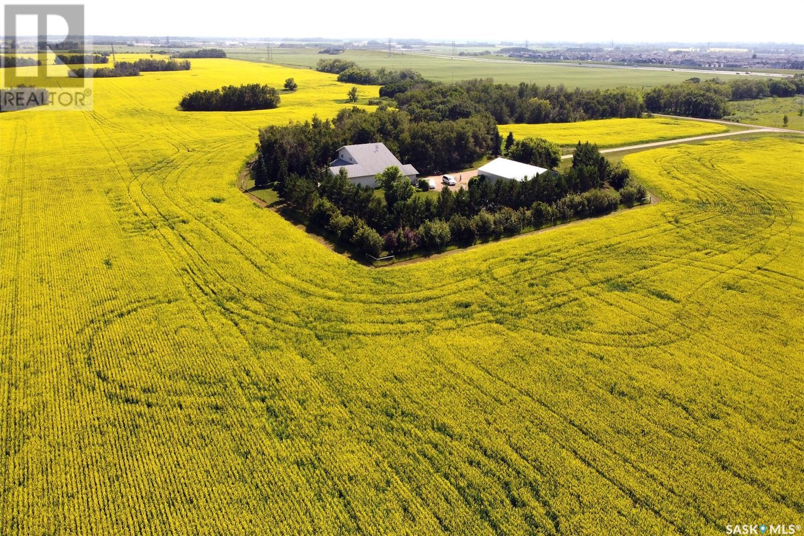 Private Country Living at the City's Edge, corman park rm no. 344, Saskatchewan