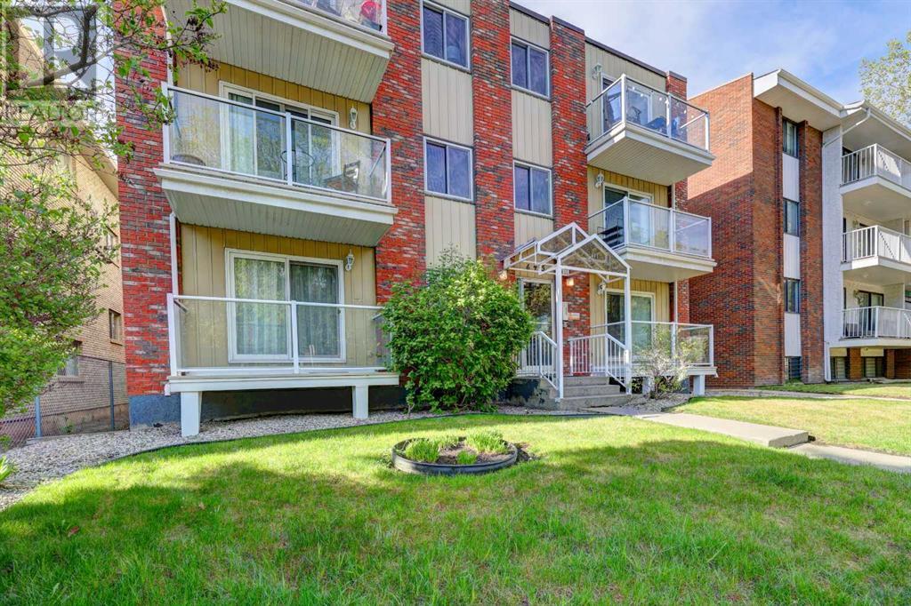 Property at 9, 645 Meredith Road NE image 3