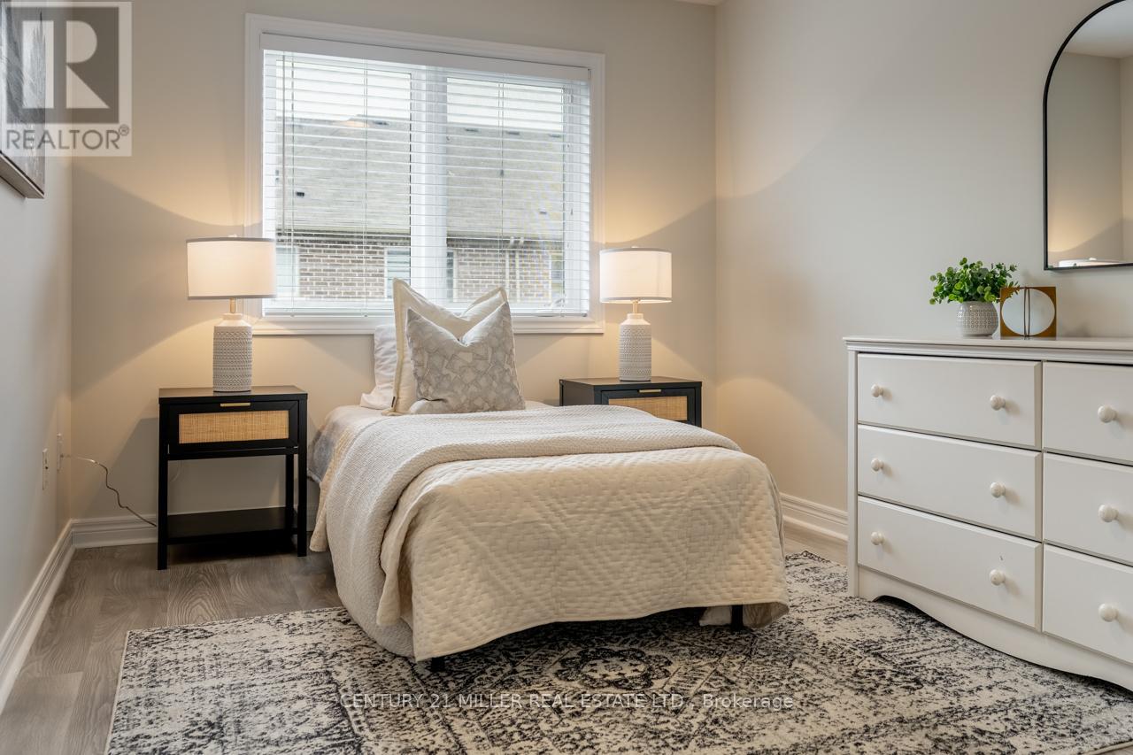 27 Heaven Crescent, Milton, Ontario  L9E 1C1 - Photo 17 - W12147276
