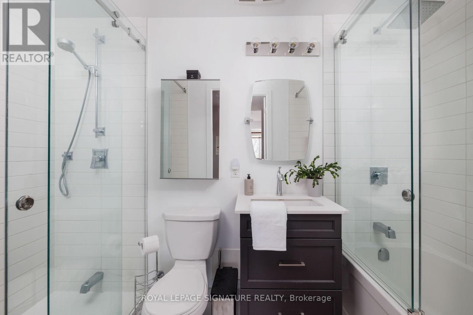 520 - 38 Howard Park Avenue, Toronto, Ontario  M6R 0A7 - Photo 16 - W12147330