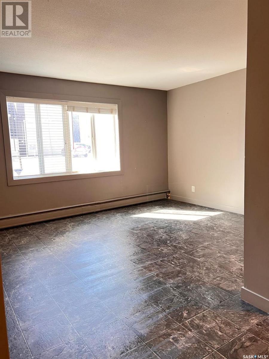 Property at 5 2203 7th STREET E image 5