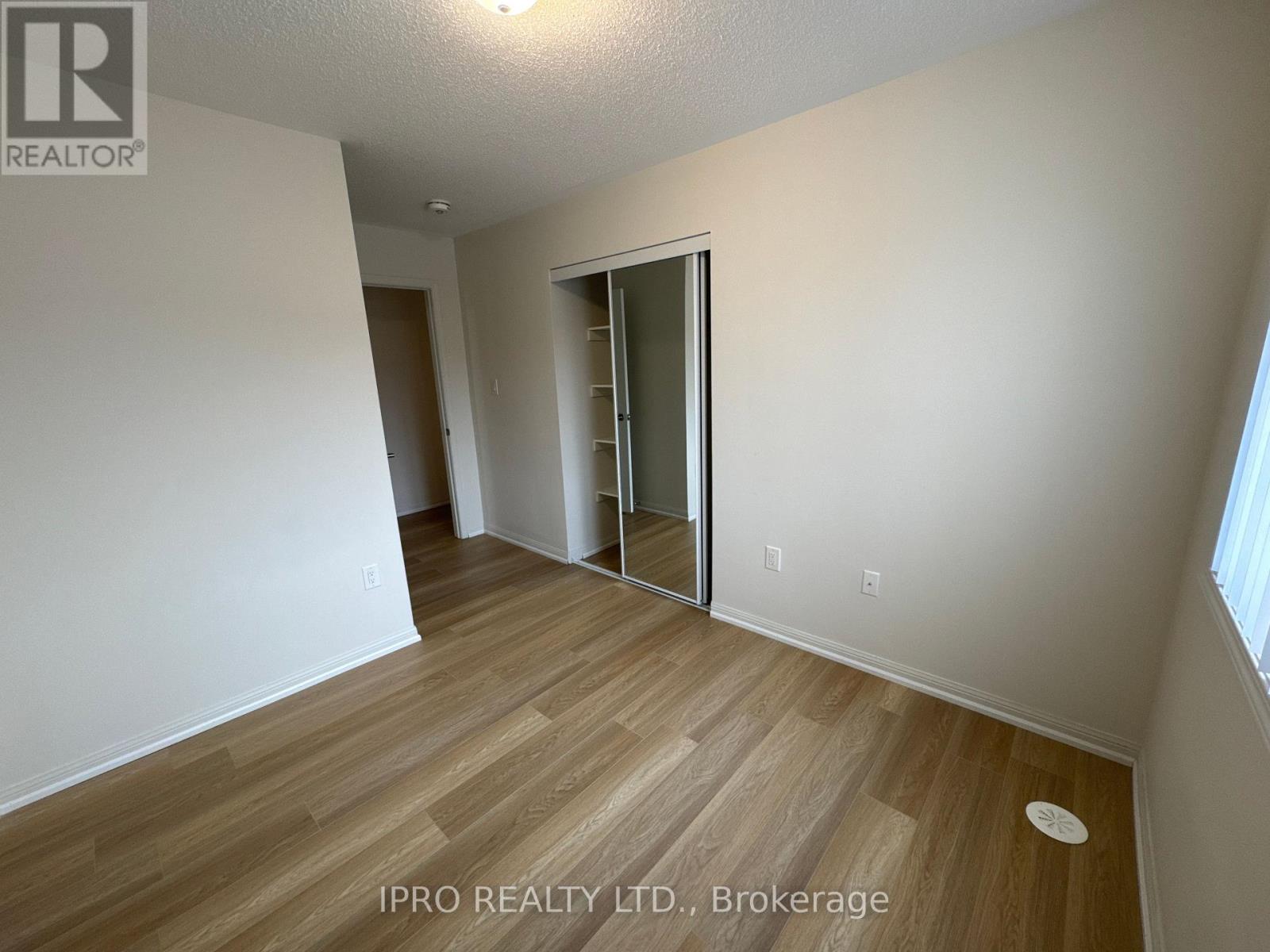 124 - 250 Sunny Meadow Boulevard W, Brampton, Ontario  L6R 3Y7 - Photo 18 - W12147400
