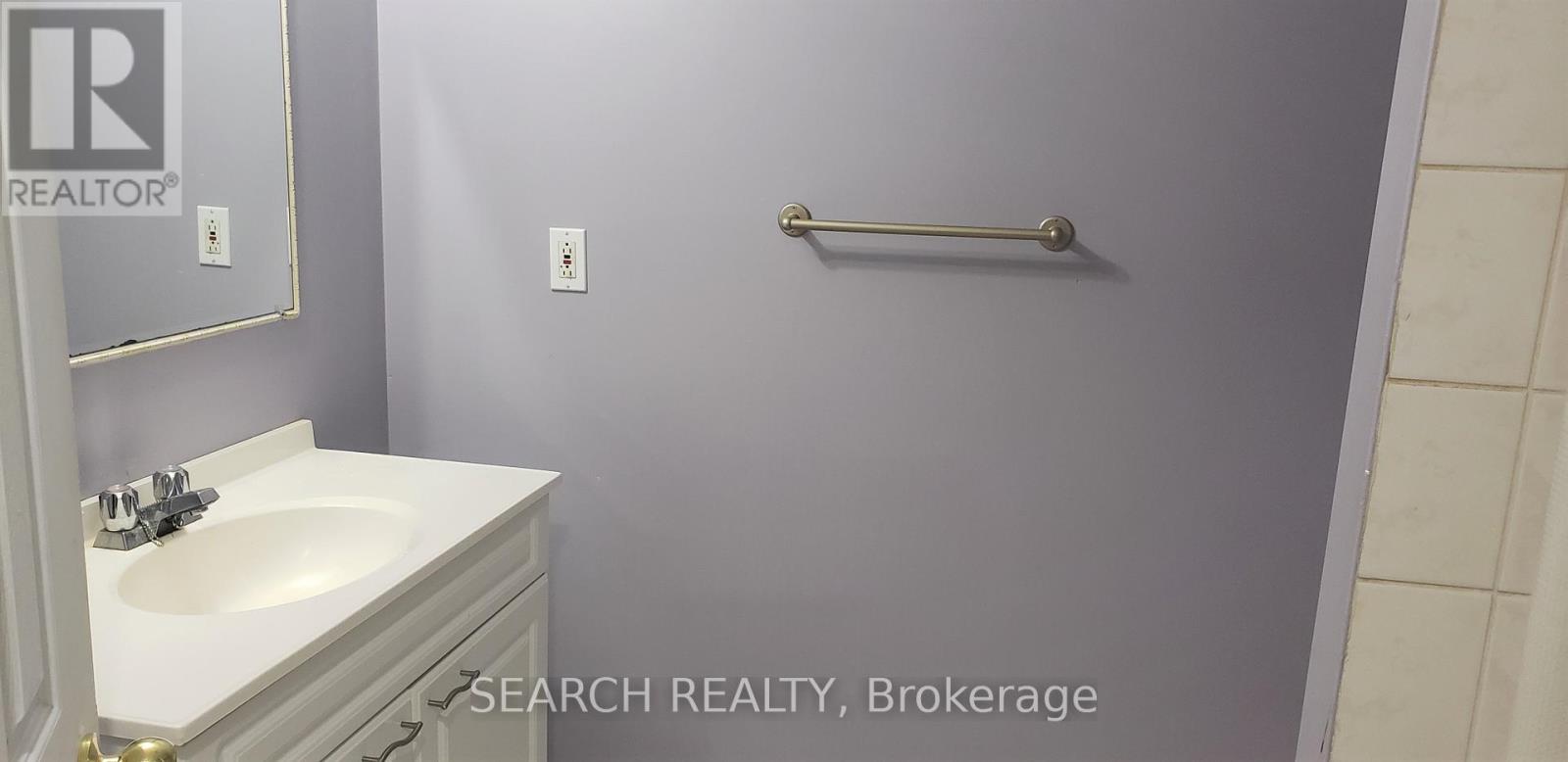 81 Shady Pine Circle, Brampton, Ontario  L6R 1K3 - Photo 26 - W12147465