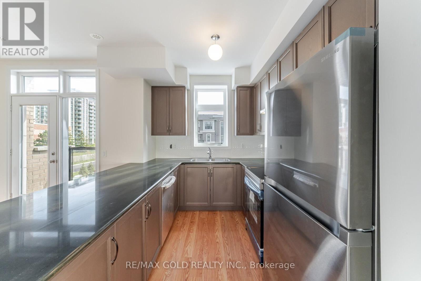 Property at 313 - 10 HALLIFORD PLACE image 5