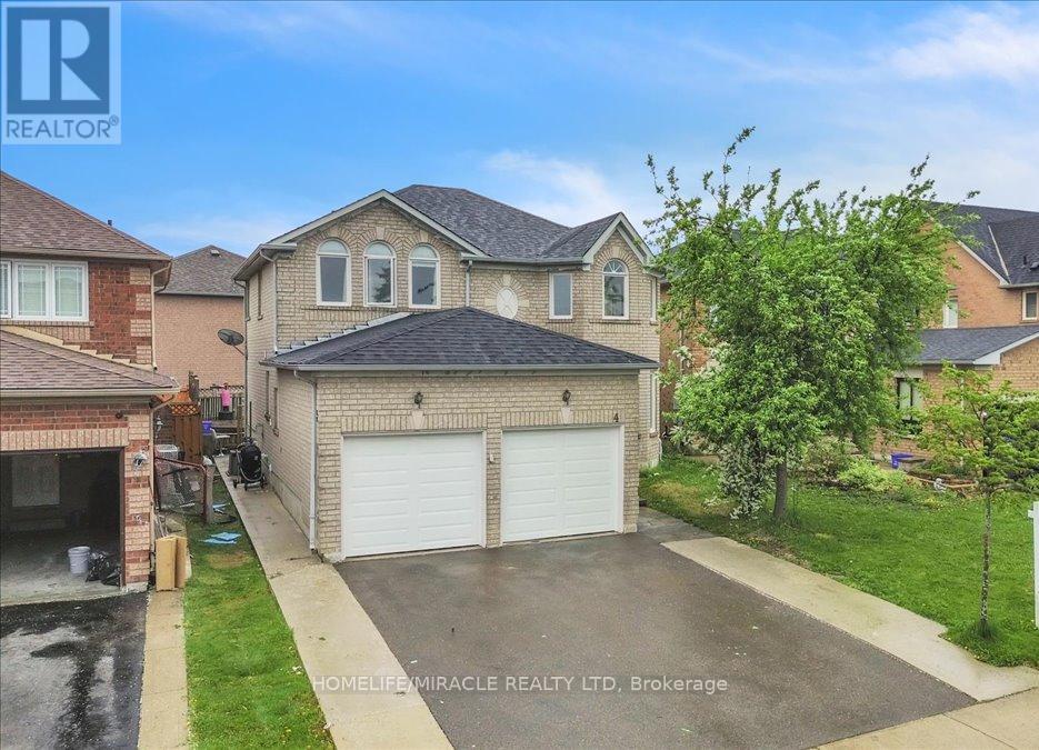 Property at 4 PEPPERTREE CRESCENT image 2