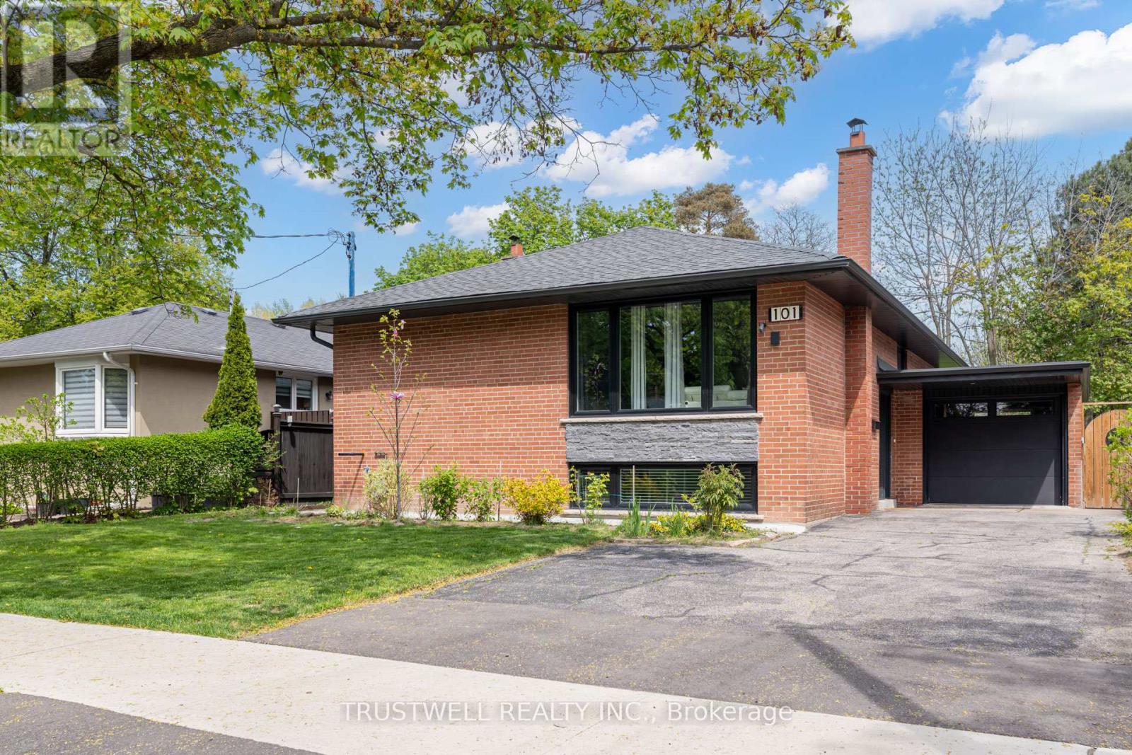 101 WINCOTT DRIVE, toronto (kingsview village-the westway), Ontario